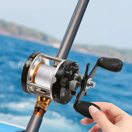 Round Baitcasting Reel For Catfish With Smooth Casting