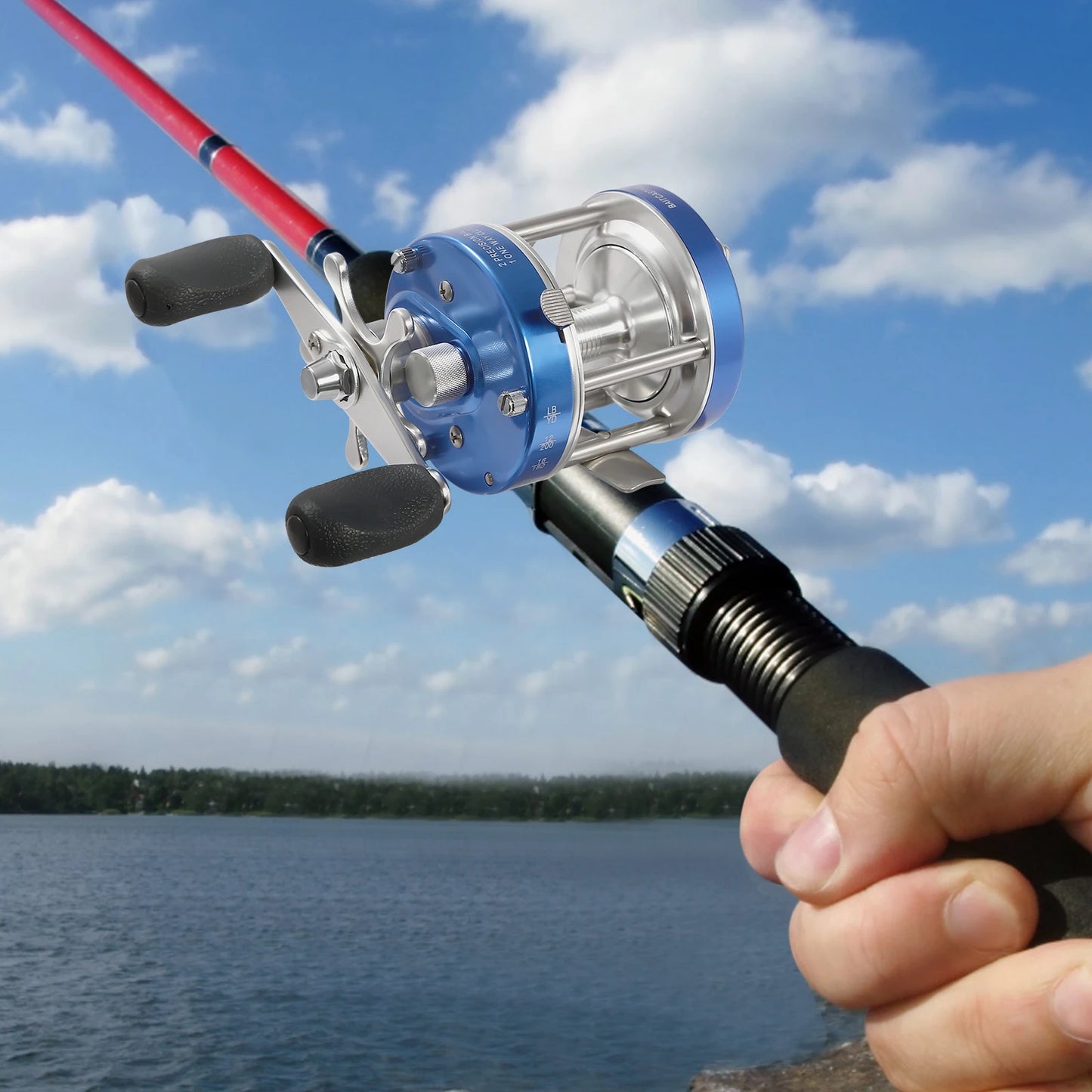 Round Baitcasting Reel For Catfish With Smooth Casting
