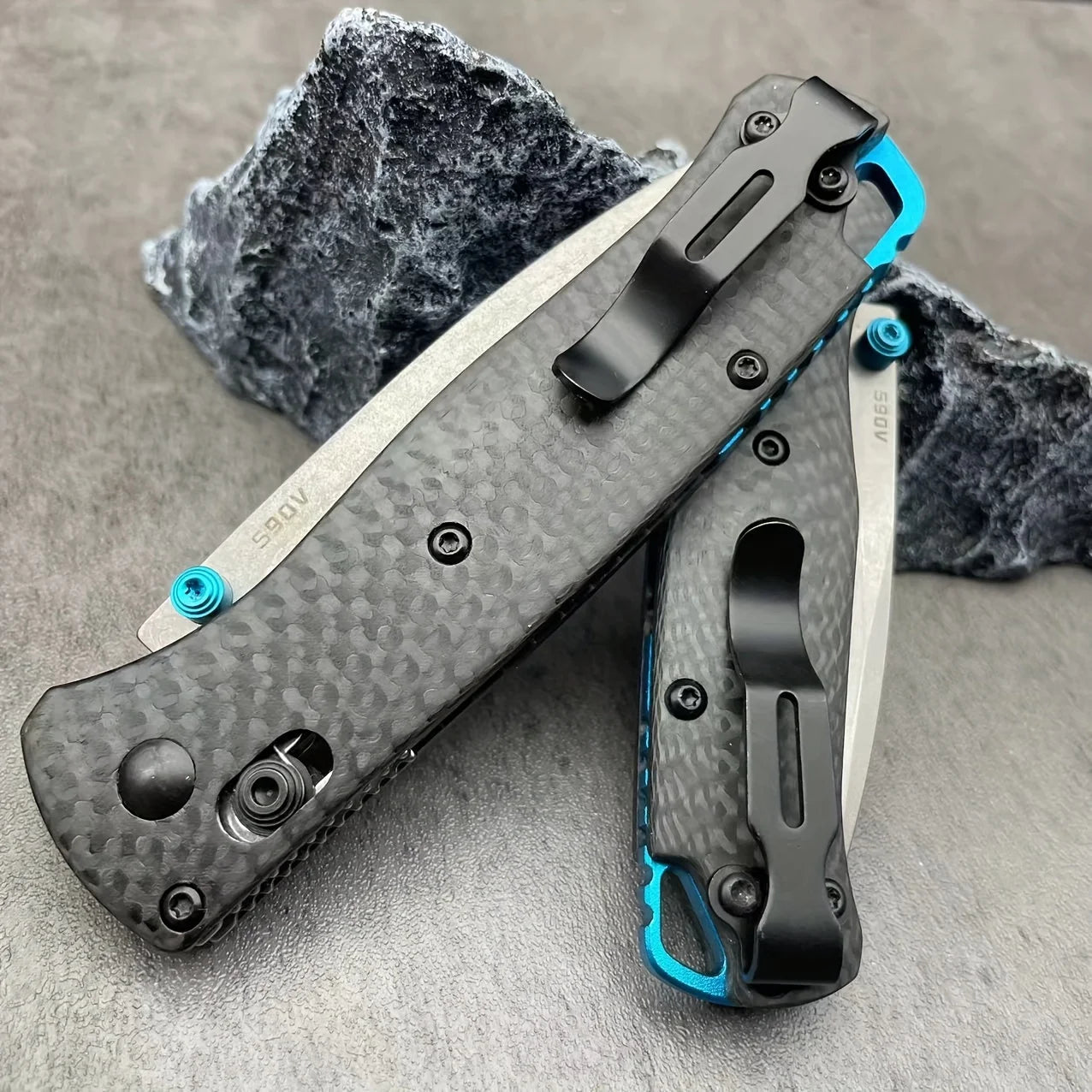 Folding Pocket Knife with Carbon Fiber Handle for Outdoor Survival
